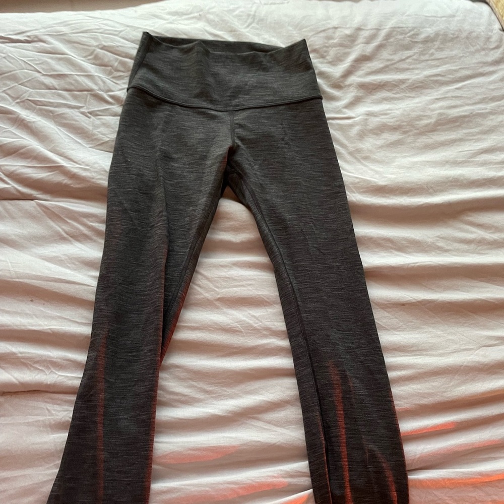 High waisted 28’ size 4 lululemon leggings